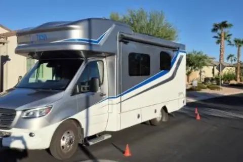 2024 Renegade RV VIENNA 25RMC Class C