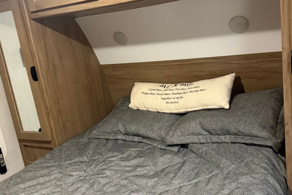 Evan's Forest River Grey wolf limited 26DBH Travel Trailer