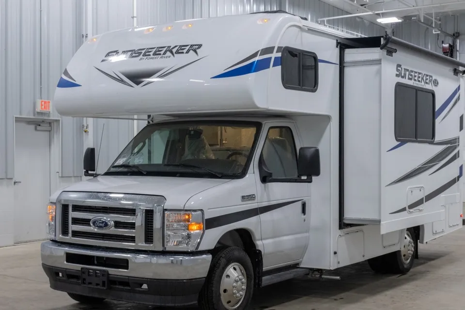 Easy to Drive with Modern Comforts