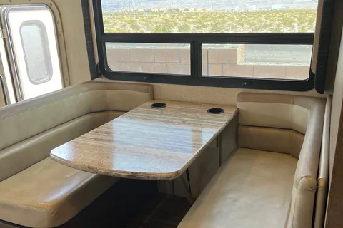 Spalding’s Thor Motor Coach ACE 30.4 Class A