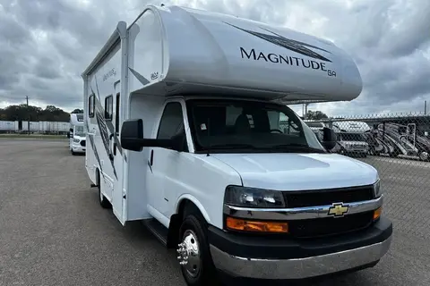 2025 Thor Magnitude 22GA, An Absolute Travel Machine Dream