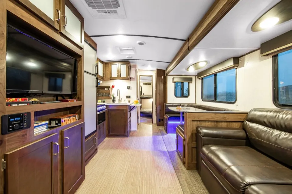 Unique Quad Double-Bunks Sleeps 12