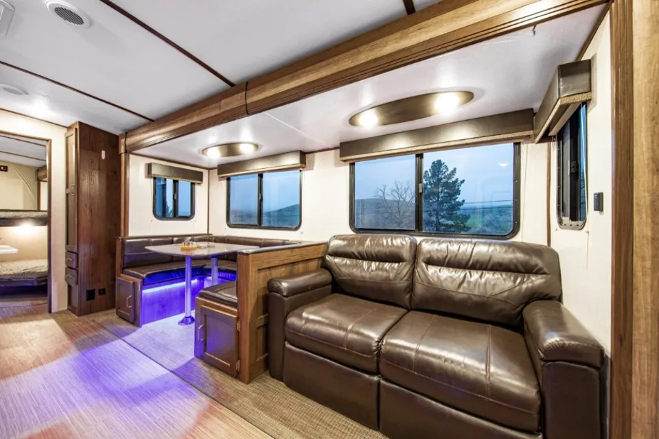 Unique Quad Double-Bunks Sleeps 12