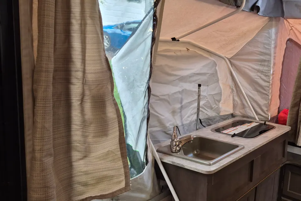 Happy Campy Forest River Freedom Tent Trailer