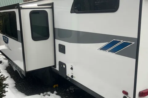 Ben's Forest River 28VBXL Travel Trailer