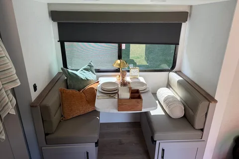 Olive & Oak Lodge (Delivery Only)