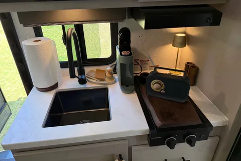 Olive & Oak Lodge (Delivery Only)