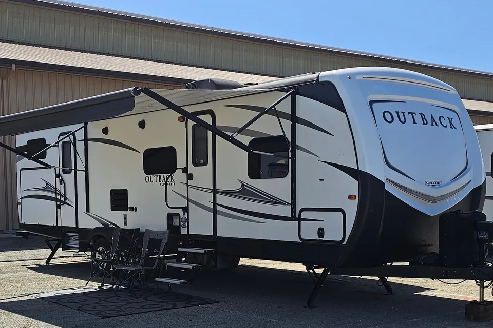 Isaac's Outback 312BH BunkHouse