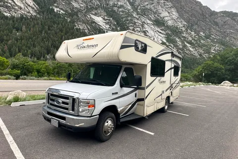 Roney's Coachman freelander   Class C