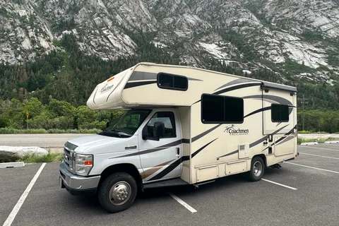 Roney's Coachman freelander   Class C