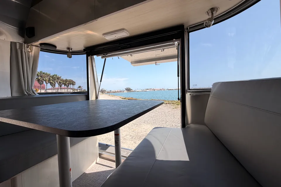 2022 Airstream Panoramic windows, Rear Hatch, Military Base access