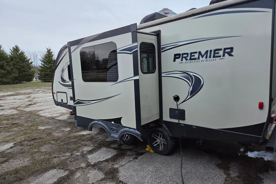 Bullet Premier Ultra Lite- 2018