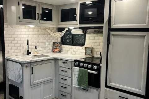 Jayco Jay Feather Travel Trailer