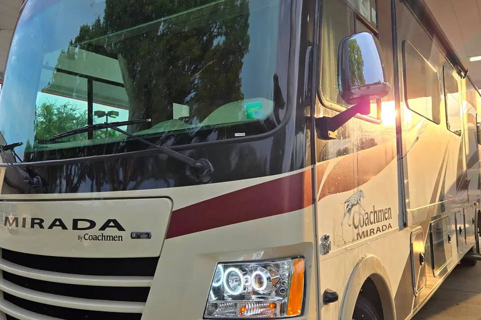 Beautiful Forest River Coachmen Mirada