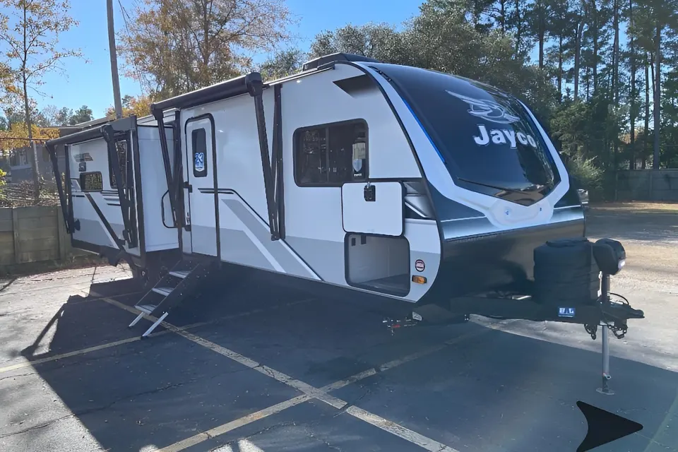 Tristen's Jayco Jayfeather 27MK Travel Trailer