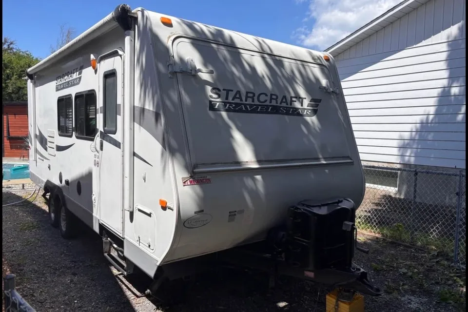 Julien's Starcraft 237 Cks travelstar Hybrid