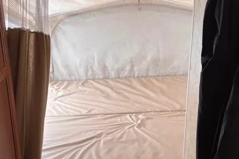 Julien's Starcraft 237 Cks travelstar Hybrid