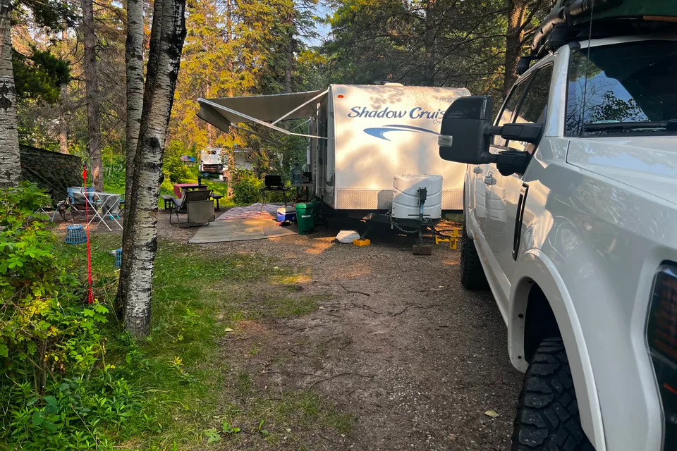 Shadow Cruiser 28' Travel Trailer