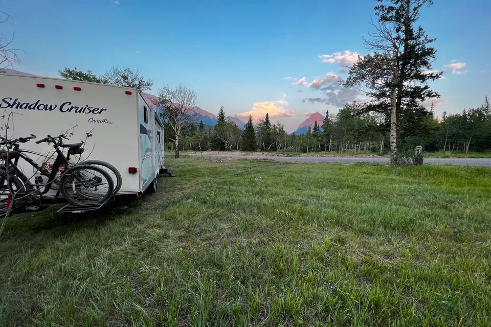 Shadow Cruiser 28' Travel Trailer