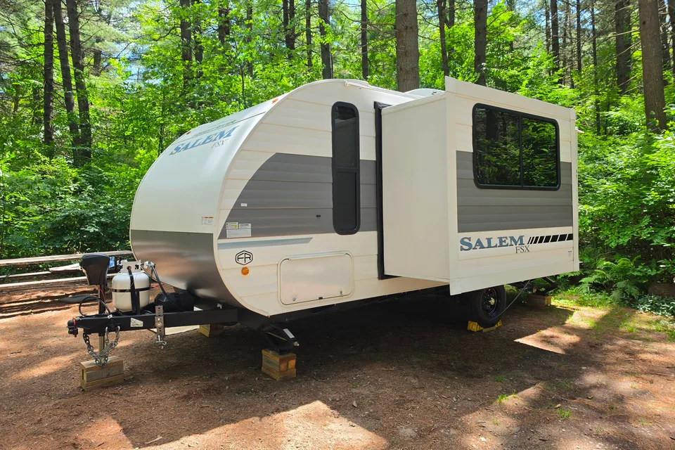Foxchase AMV Forest River 178BHSK Travel Trailer