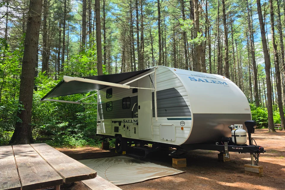 Foxchase AMV Forest River 178BHSK Travel Trailer