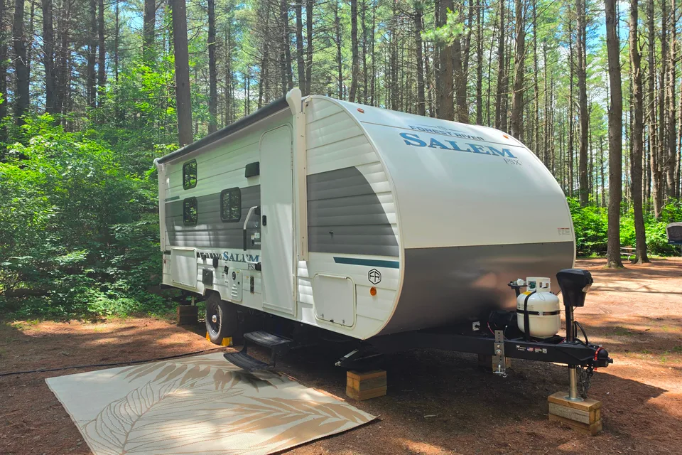 Foxchase AMV Forest River 178BHSK Travel Trailer