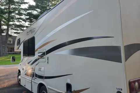 Realiser l'horizon : Thor Motorhome classe C