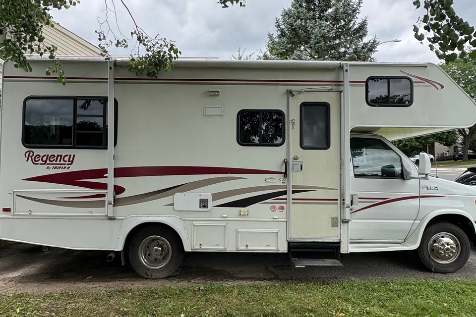 Ford E350 Super duty Classe C