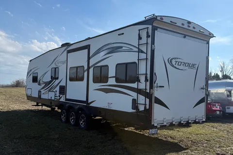 Heartland Torque T33 Toy Hauler