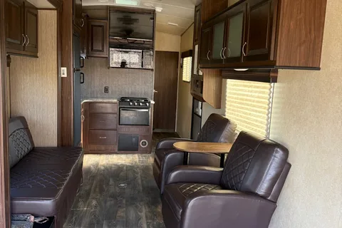Heartland Torque T33 Toy Hauler