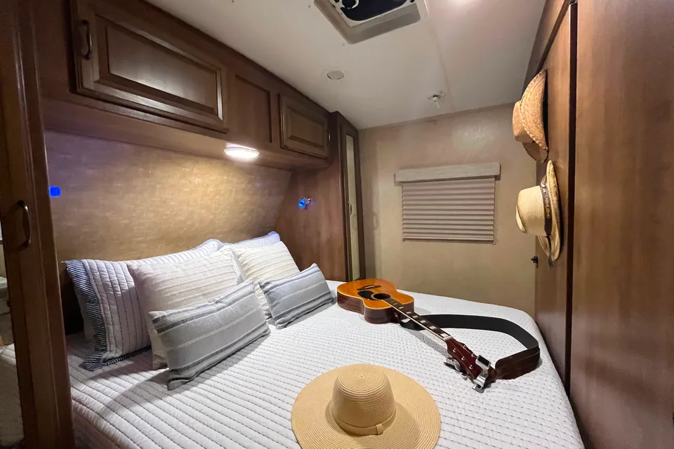 Joe and Christine's Fun Finder Xtreme Lite Travel Trailer
