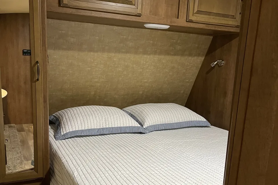Joe and Christine's Fun Finder Xtreme Lite Travel Trailer