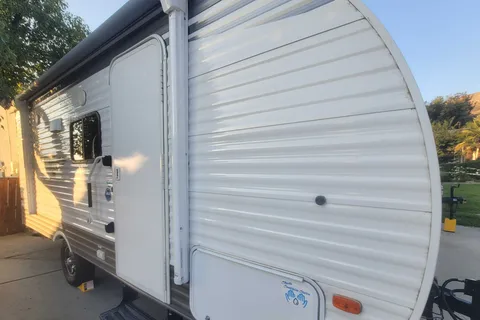 Shasta 18BH Perfect Bunkhouse