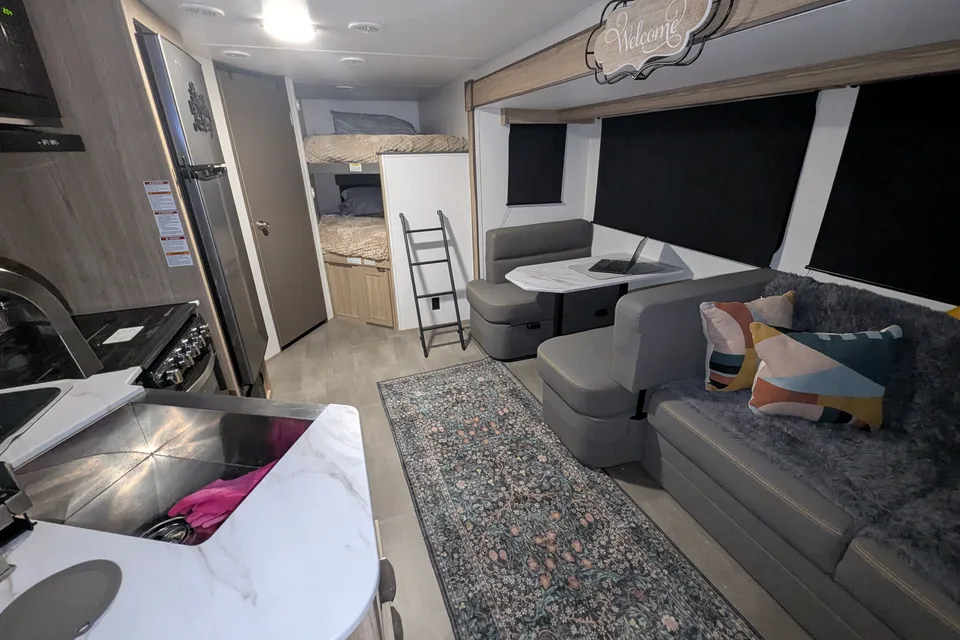 Noble Cozy Camper Cruiser RV Avenir Travel Trailer