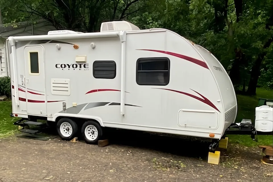 Alan's KZ 180 Coyote Lite Travel Trailer
