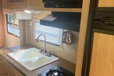 Alan's KZ 180 Coyote Lite Travel Trailer