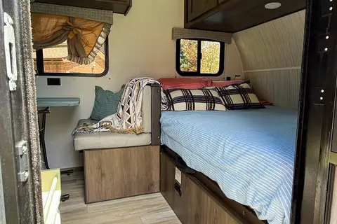 Forest River Coachmen Clipper 17BH Trailer