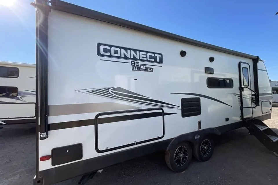 Vinny's KZ Connect Travel Trailer
