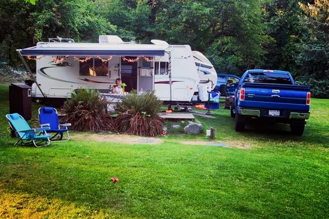 Mark's Nash 22GQ Travel Trailer