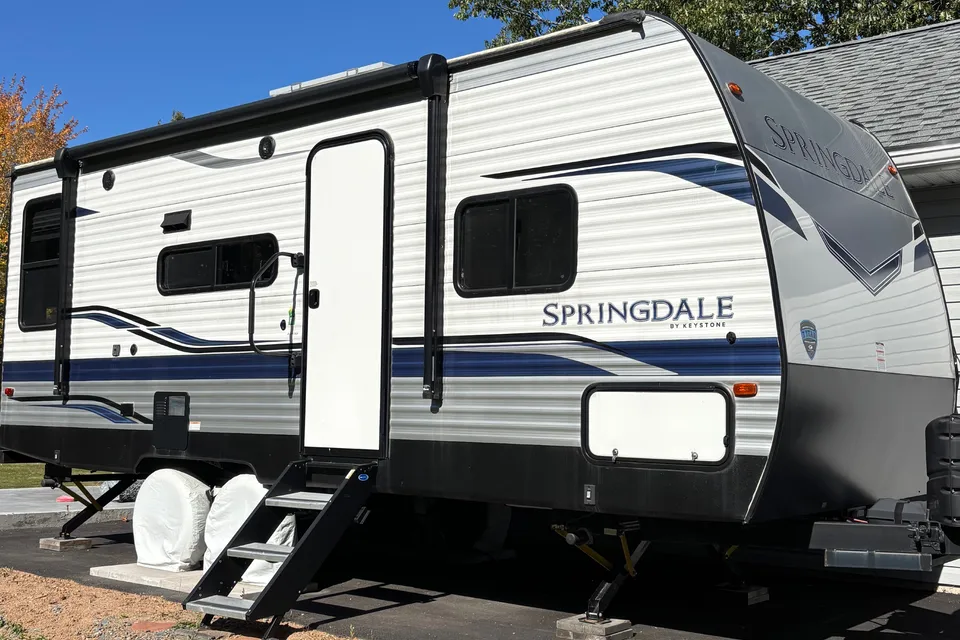 Raelene's Keystone springdale Travel Trailer