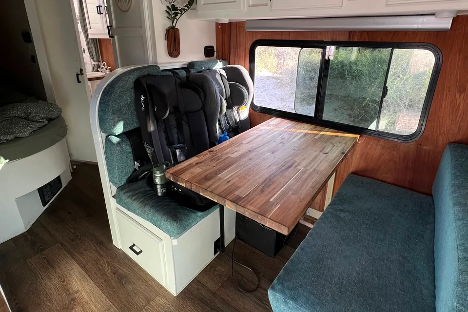 TakeMeOverland's RV