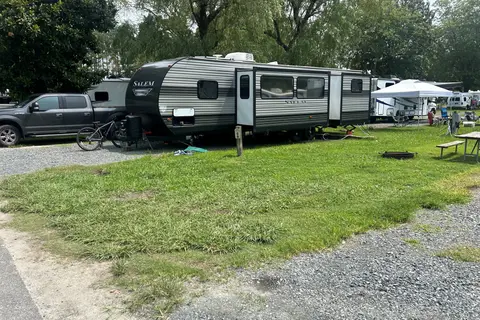 Pat's Forest River Salem 31kqbts Travel Trailer