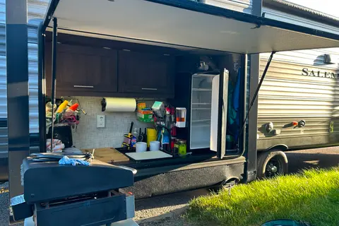 Pat's Forest River Salem 31kqbts Travel Trailer