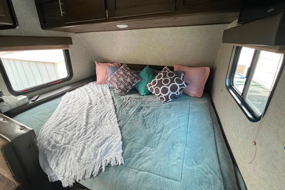  Notski's Forest River Wolfpup 16 BHS Travel Trailer