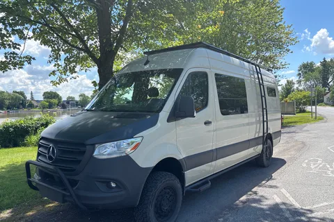 Mercedes Benz Sprinter