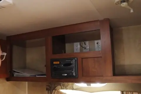 Summer's Jayco Jay flight  Travel Trailer