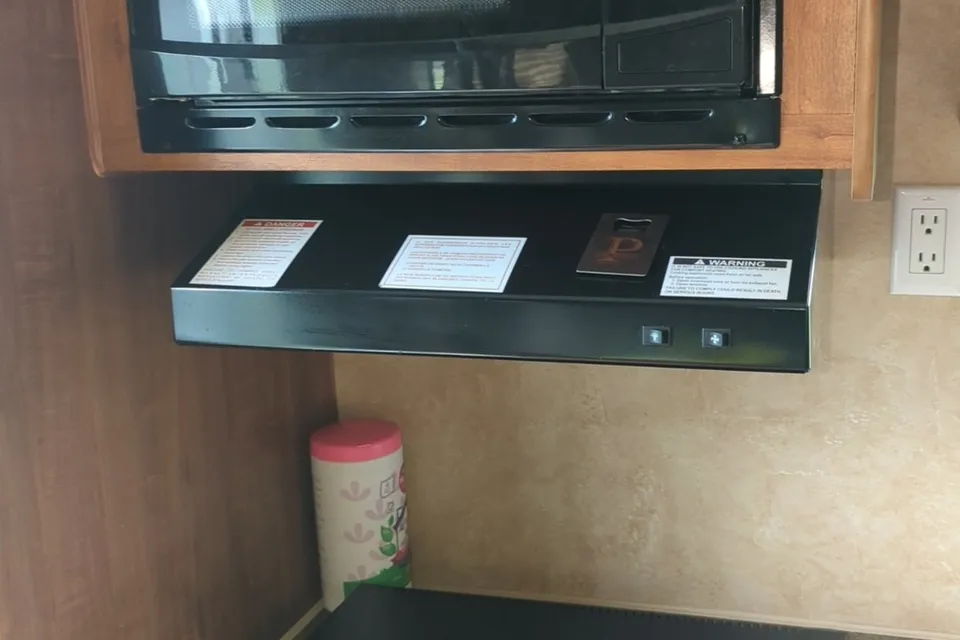 Summer's Jayco Jay flight  Travel Trailer
