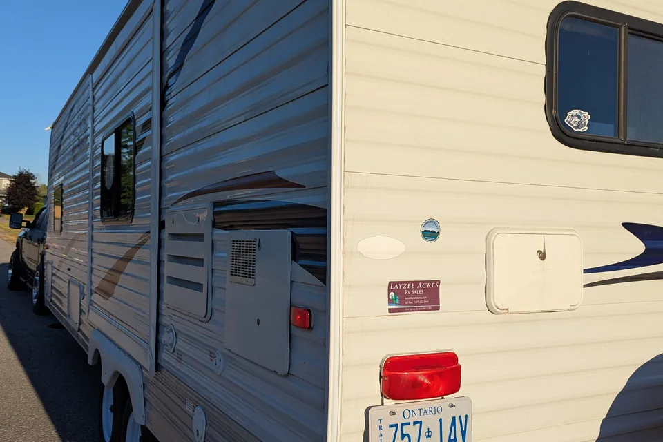 Summer's Jayco Jay flight  Travel Trailer