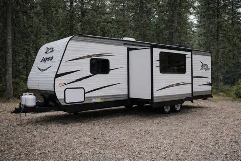 Marial Jayco junior  242bhs Travel Trailer