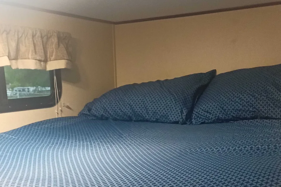Anthony's Prime Time 24bh Travel Trailer